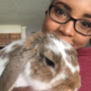 Meet your Posher, Karia